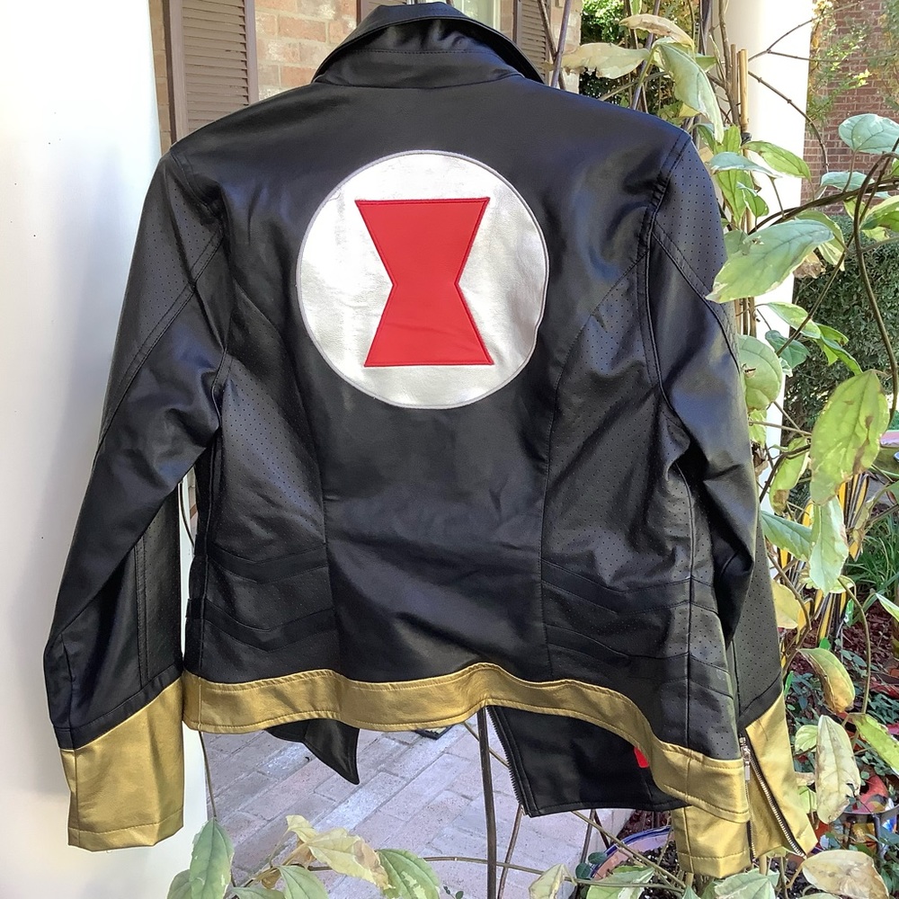 BLACK WIDOW Hot Topic Cosplay Jacket by Her Universe